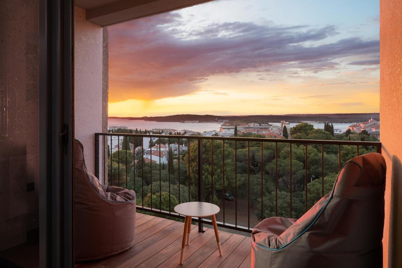 Luxury Apartment Bianco Pula Exterior photo
